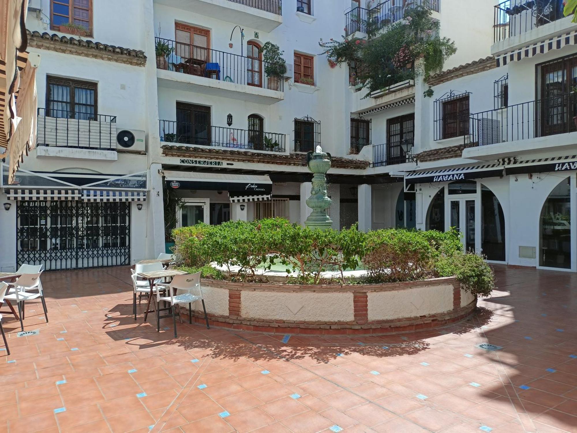 Pura Vida Apartment Torremolinos Exterior photo